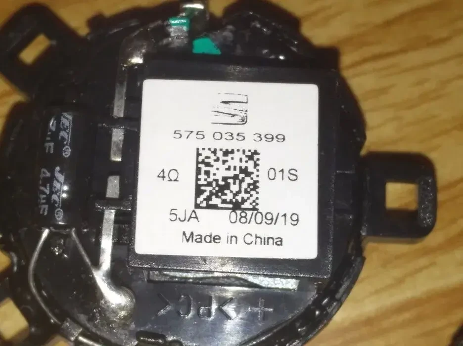 Твитеры (пищалки) Новые от SEAT VW Škoda Оригинальные / цена за пару 3