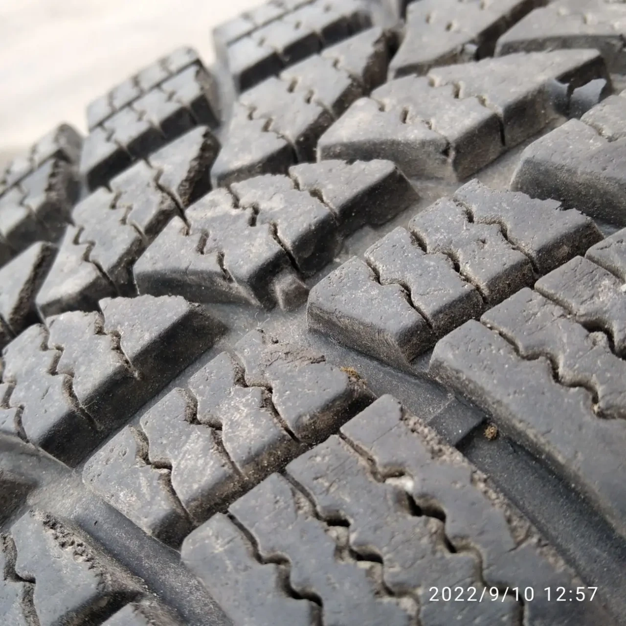 Продам шины с стальными дисками 185/70 R14 88T комплект зима новые. 5