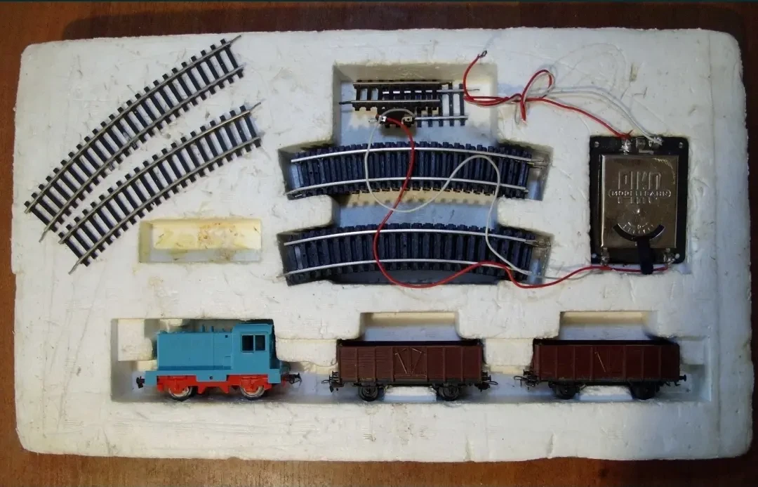 Куплю залізну дорогу піко piko 2