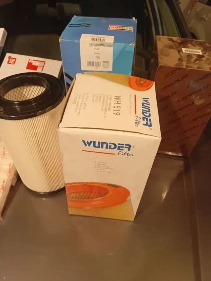 Воздушный фильтр на PEUGEOT Boxer, Citroen, Fiat, брэнд - Champion 6