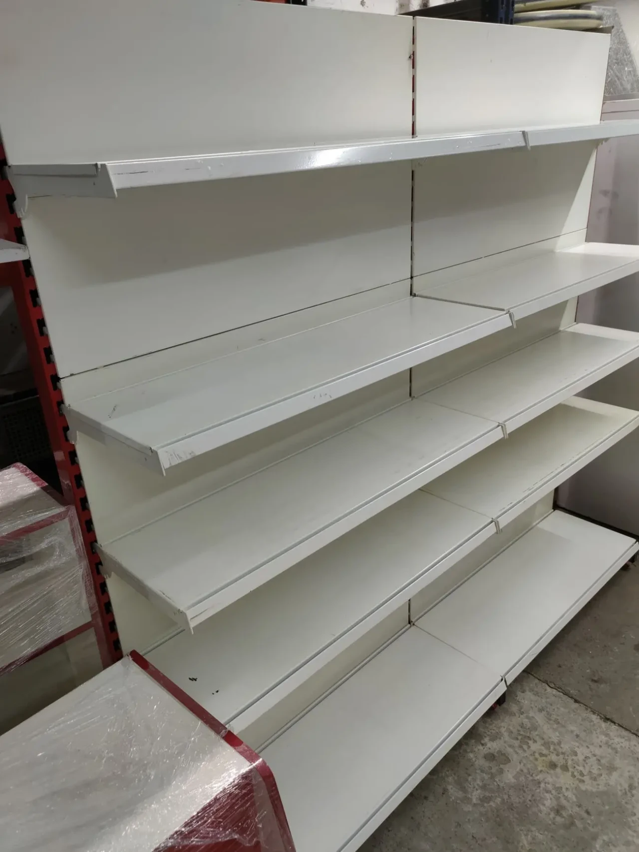 Торгові стелажі металеві б/в, стелаж 2 м. 2